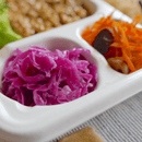 【冷え解消のために開発】レンズ豆と8種のスパイスを使った腸活ダルカレー弁当 - Grino